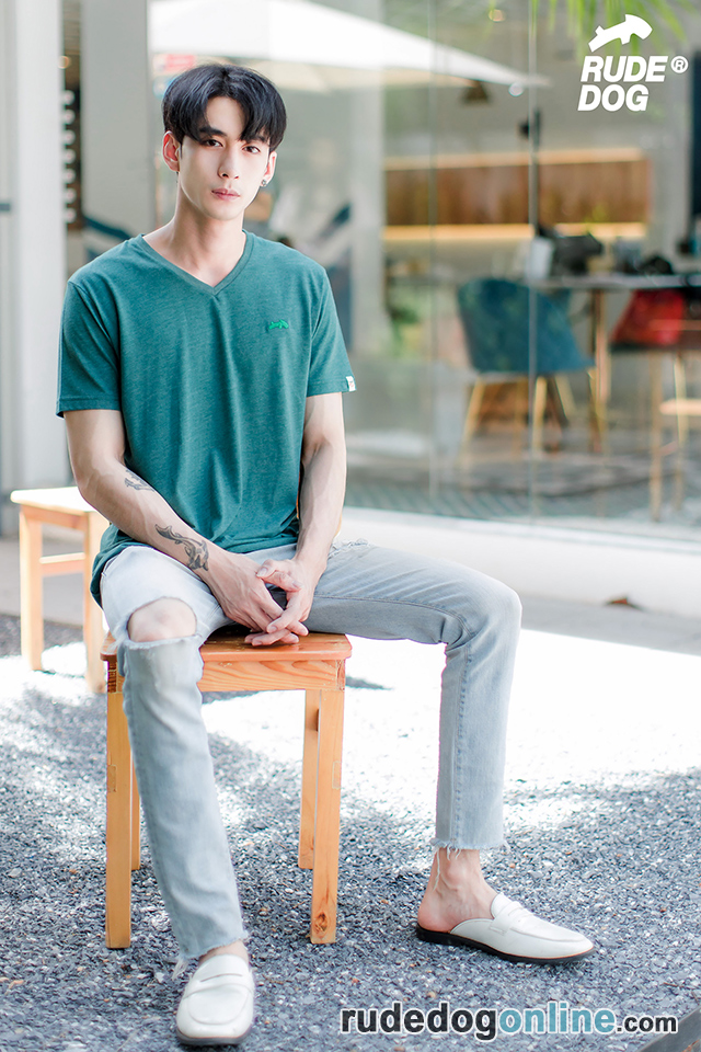 เสื้อยืด rudedog รุ่น&nbsp;V – Expert