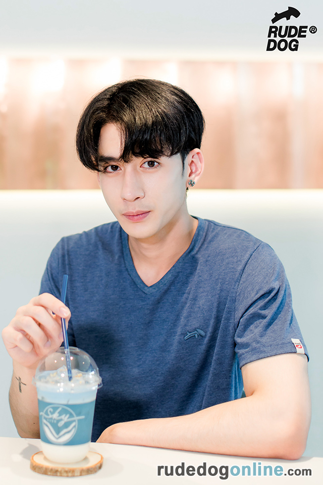 เสื้อยืด rudedog รุ่น&nbsp;V – Expert